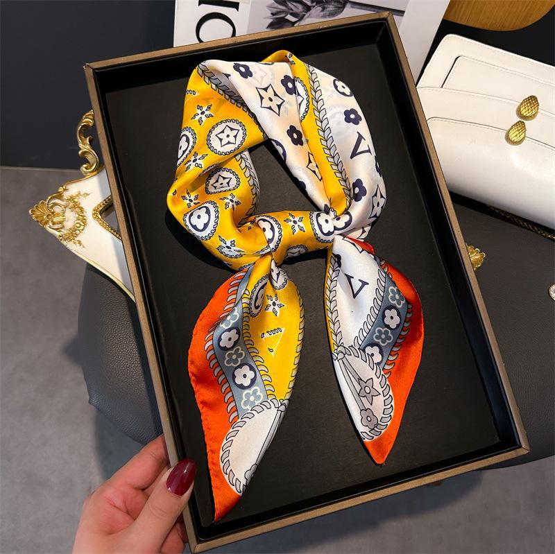 70 cm quadratischer Schal für  – Face Scarf Mask Bewertung und Preis